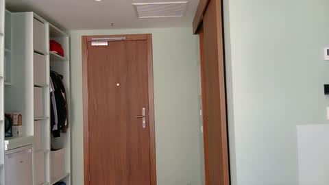 tudorasputas online show from 04/18/26, 11:25