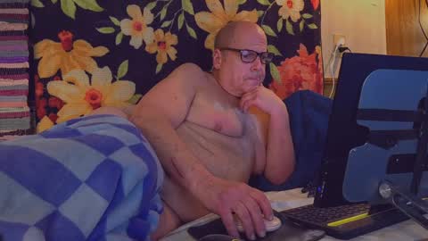 tumbafox1 online show from 04/26/26, 04:32