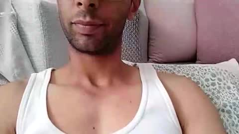 Snapshot of tunisiensexyguy chatting on 05/10/26, 01:05 TunisienSexyGuy online show from 05/10/26, 01:05