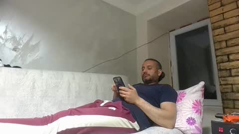 turkey_men34 online show from 04/15/26, 04:25