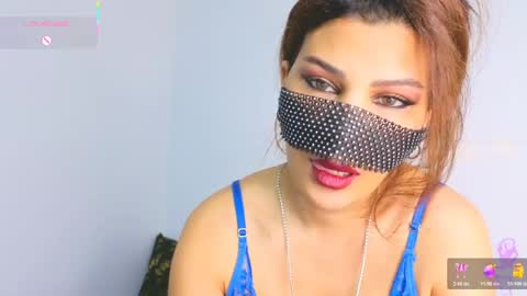 turkish_latina online show from 05/11/26, 12:16