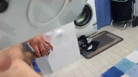 Snapshot of turkzuowt chatting on 11/04/25, 08:35 turkzuowt online show from 11/04/25, 08:35