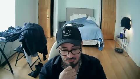 tuscan_taurus online show from 10/23/25, 07:23