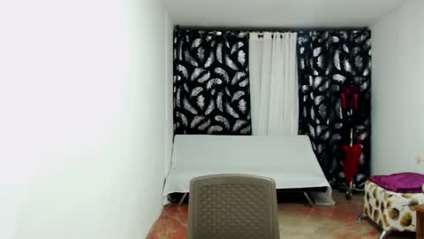 Snapshot of tuti_sex chatting on 01/03/25, 01:59 tuti online show from 01/03/25, 01:59