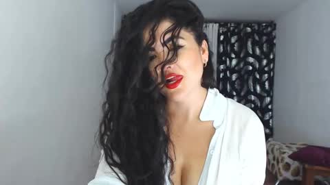 Snapshot of tuti_sex chatting on 01/13/25, 03:23 tuti online show from 01/13/25, 03:23