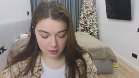 Snapshot of tutti_frutti_ chatting on 12/26/24, 09:37 Ariana online show from 12/26/24, 09:37