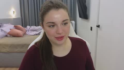 Snapshot of tutti_frutti_ chatting on 03/05/25, 12:38 Ariana online show from 03/05/25, 12:38