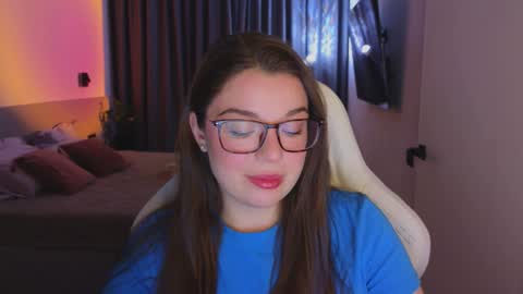 Snapshot of tutti_frutti_ chatting on 10/09/25, 08:51 Ariana online show from 10/09/25, 08:51