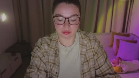 Ariana online show from 02/15/26, 09:33