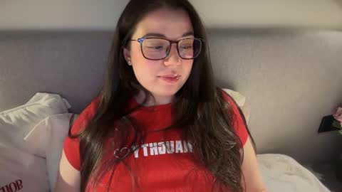 Snapshot of tutti_frutti_ chatting on 07/17/26, 06:46 Ariana online show from 07/17/26, 06:46
