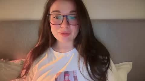 Snapshot of tutti_frutti_ chatting on 07/18/26, 08:12 Ariana online show from 07/18/26, 08:12
