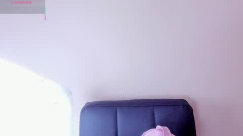 Snapshot of tutu_milf chatting on 10/19/25, 01:12 Tutu online show from 10/19/25, 01:12