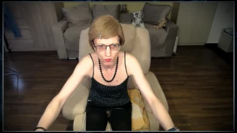 Clementine online show from 02/19/26, 09:27