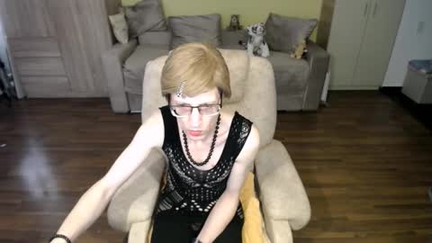 Clementine online show from 03/15/26, 08:09