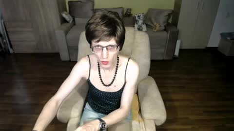 Clementine online show from 04/03/26, 07:39