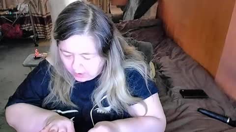 Lana online show from 02/18/25, 02:16