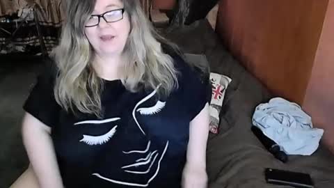 Lana online show from 02/20/25, 01:25