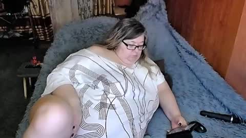 Lana online show from 03/08/25, 10:56