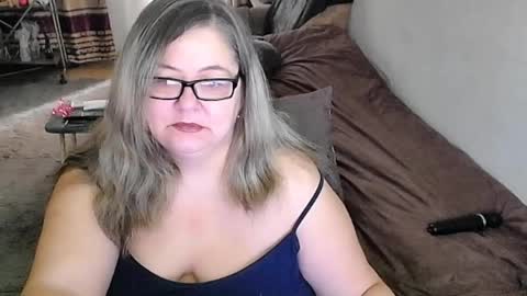 Lana online show from 04/10/26, 01:22