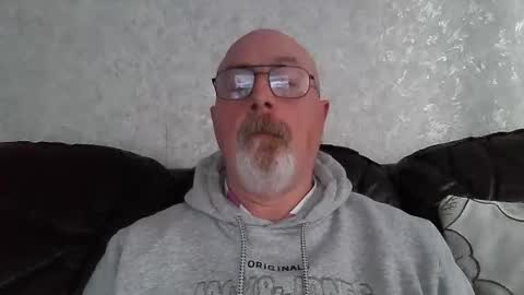 Snapshot of twatcockandballs chatting on 03/08/25, 04:39 twatcockandballs online show from 03/08/25, 04:39