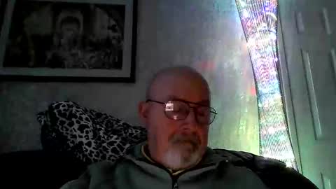 Snapshot of twatcockandballs chatting on 10/27/25, 12:47 twatcockandballs online show from 10/27/25, 12:47
