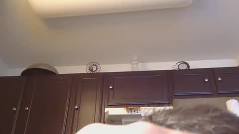 Tweeter74 online show from 12/04/25, 06:49