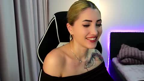 MayCarrey online show from 02/17/26, 05:59