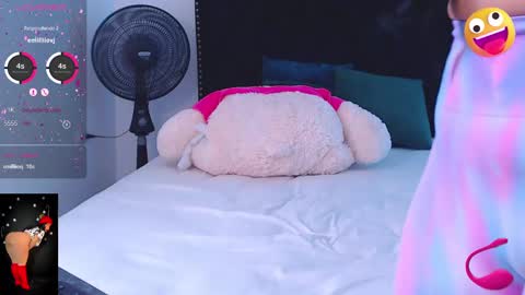Snapshot of twerking_bigass chatting on 01/05/25, 02:41 Sophy online show from 01/05/25, 02:41