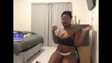 Twerking Temptress online show from 05/28/26, 01:25