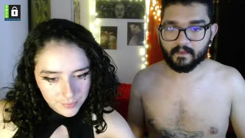 Snapshot of twinflamesxx chatting on 01/12/25, 08:46 TwinFlamesXX online show from 01/12/25, 08:46