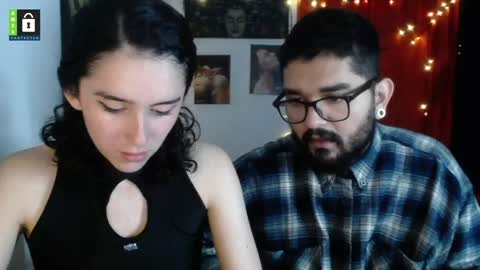 Snapshot of twinflamesxx chatting on 01/18/25, 03:42 TwinFlamesXX online show from 01/18/25, 03:42