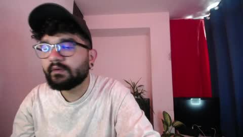 TwinFlamesXX online show from 04/10/26, 05:39