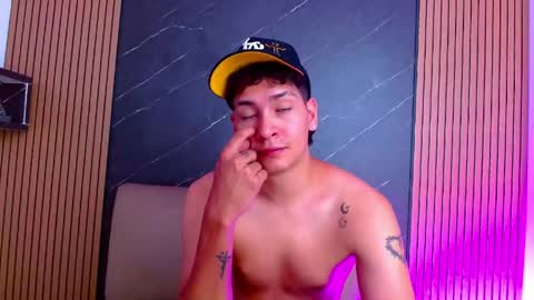 Snapshot of twink_bunny chatting on 05/09/26, 07:02 samu online show from 05/09/26, 07:02