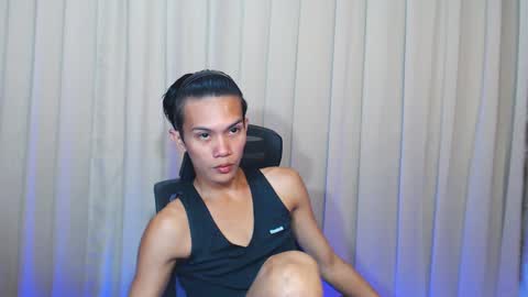 Snapshot of twink_clint chatting on 02/23/25, 03:40 twink_clint online show from 02/23/25, 03:40