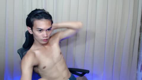 Snapshot of twink_clint chatting on 02/27/25, 12:56 twink_clint online show from 02/27/25, 12:56