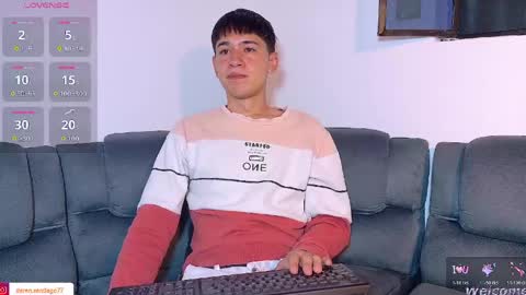 Snapshot of twink_daren chatting on 04/27/26, 07:01 Mr Daren online show from 04/27/26, 07:01