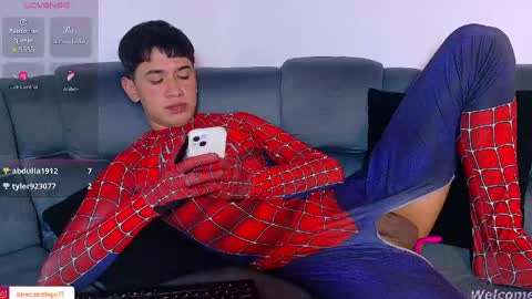 Snapshot of twink_daren chatting on 04/30/26, 08:57 Mr Daren online show from 04/30/26, 08:57