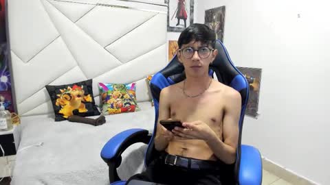 Snapshot of twink_joss chatting on 10/14/25, 08:20 twink_joss online show from 10/14/25, 08:20