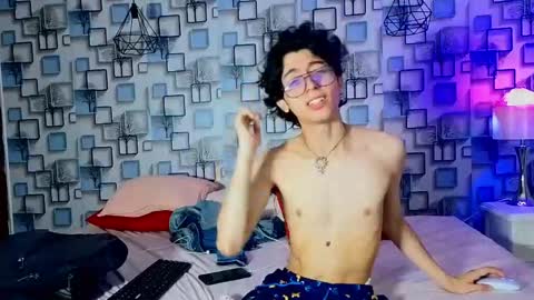 Snapshot of twink_sebas7 chatting on 05/23/26, 12:09 Sebastin online show from 05/23/26, 12:09