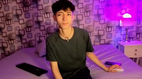 Snapshot of twink_sebas7 chatting on 05/26/26, 12:12 Sebastin online show from 05/26/26, 12:12