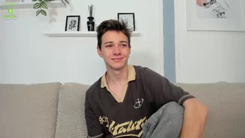 Viego Pattel online show from 09/17/25, 04:30