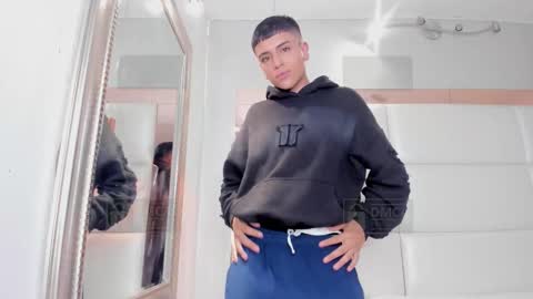 AIDEN online show from 03/19/26, 01:42