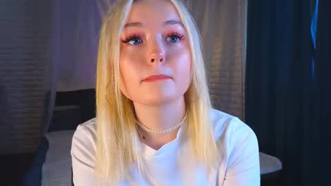 twinklefluff online show from 03/07/25, 04:24