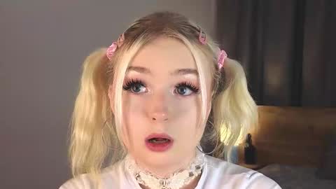 twinklefluff online show from 10/29/25, 04:09