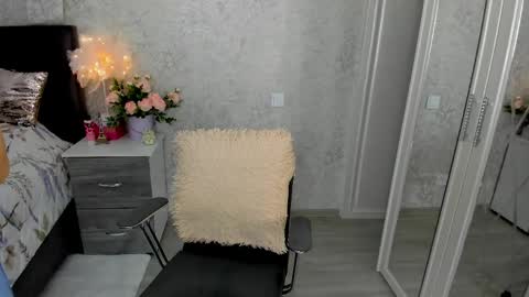 twinklingstar_ online show from 04/23/26, 04:24