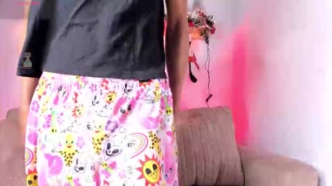 Snapshot of twinksboys_23 chatting on 11/13/25, 12:15 twinksboys_23 online show from 11/13/25, 12:15