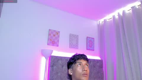 twinksboys_23 online show from 04/22/26, 04:52