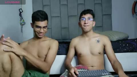 twinksecrets_ online show from 04/23/26, 10:14