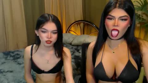 twinktransshanel online show from 10/19/25, 09:43