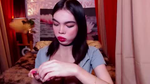 twinktransshanel online show from 11/13/25, 05:28